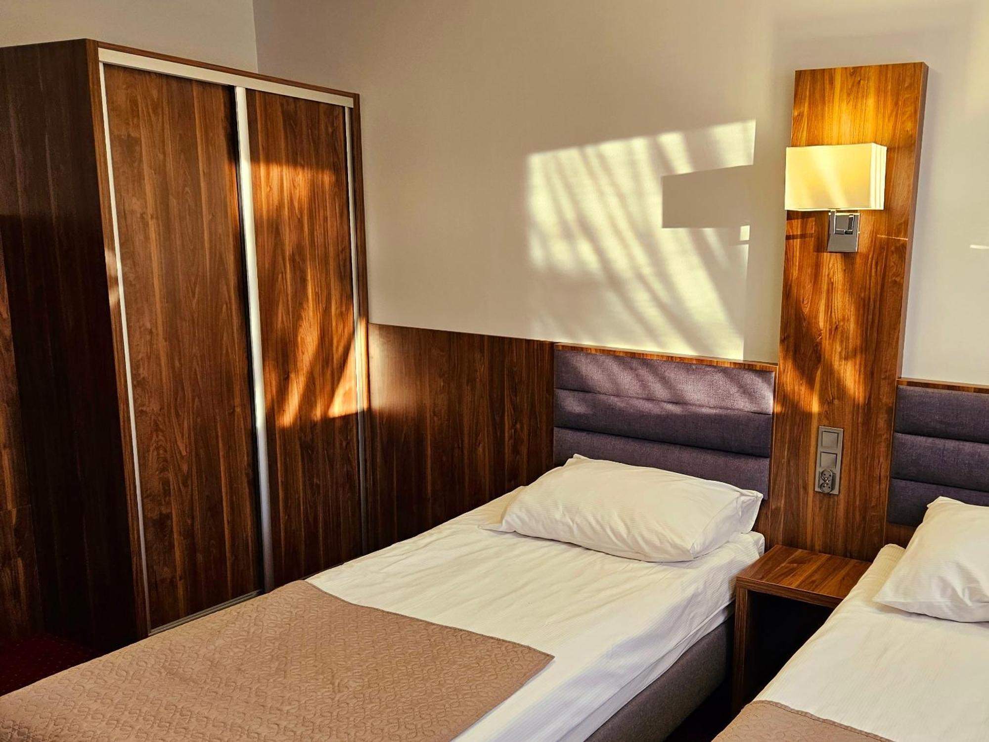 Hotel Hawana Bydgoszcz Exterior foto